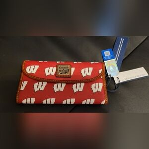 NWT Dooney & Bourke Wisconsin Badgers Wallet – Rare / Discontinued